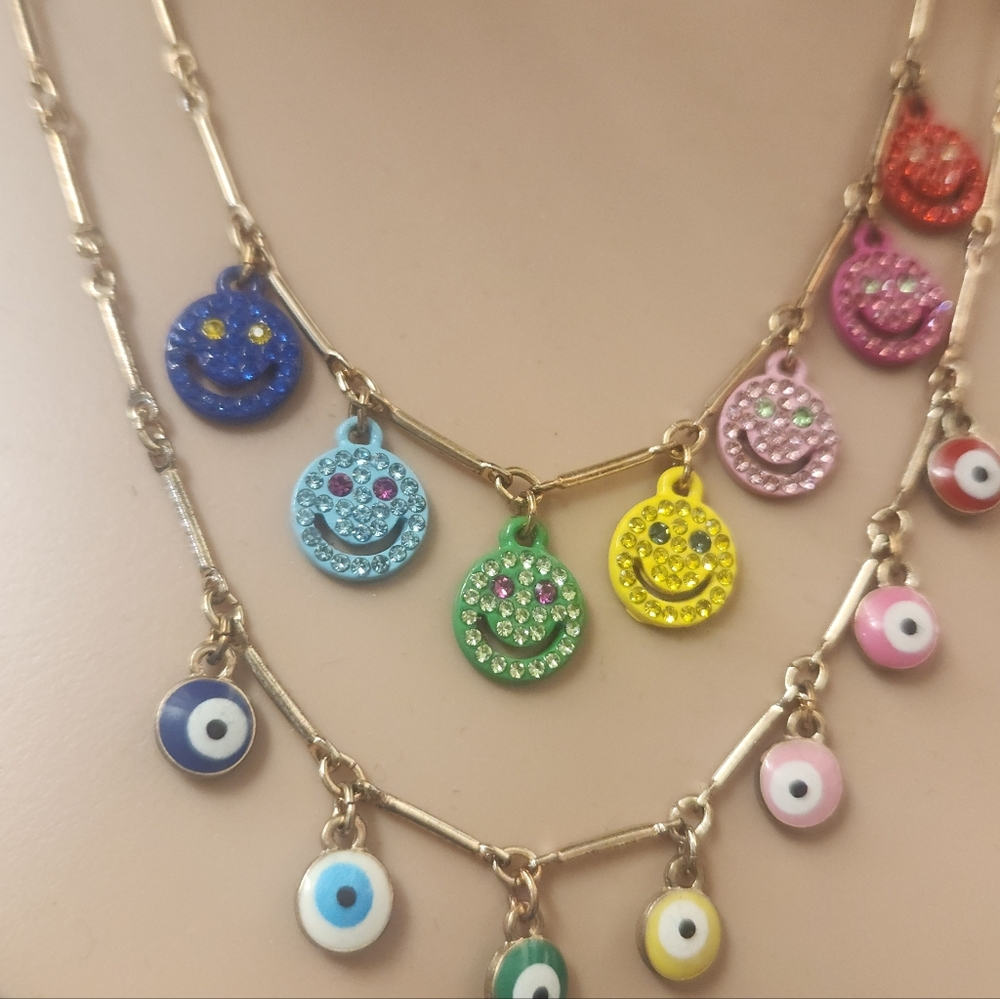 ✨ Title: NWT RARE Betsey Johnson "The Eyes Have It" Rainbow Layered Necklace ✨ - Picture 11 of 16
